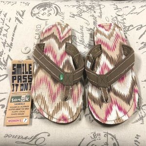 New handmade chiffon sandals by Sanyo, size 7